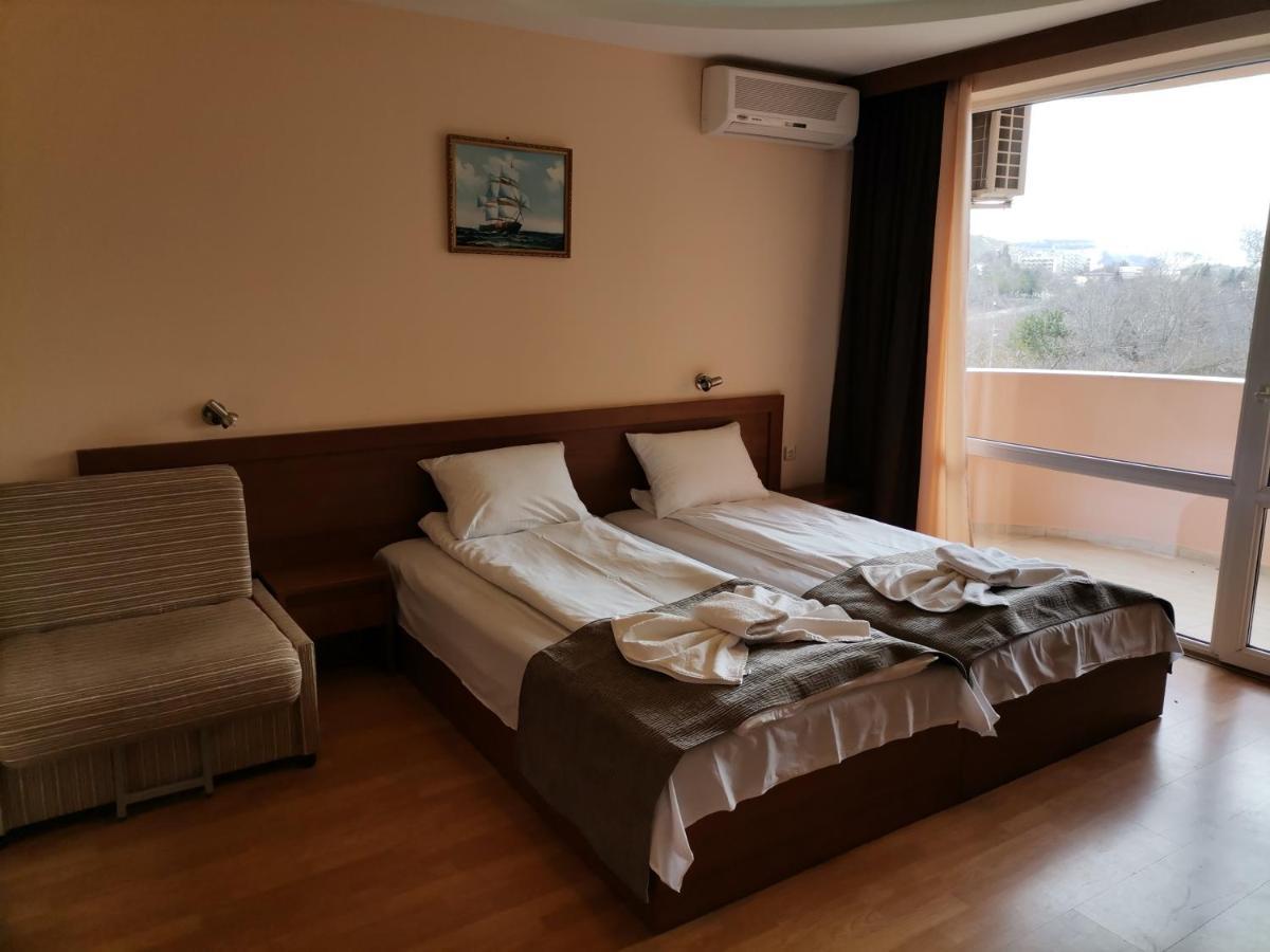 Paris Hotel Balchik Eksteriør billede