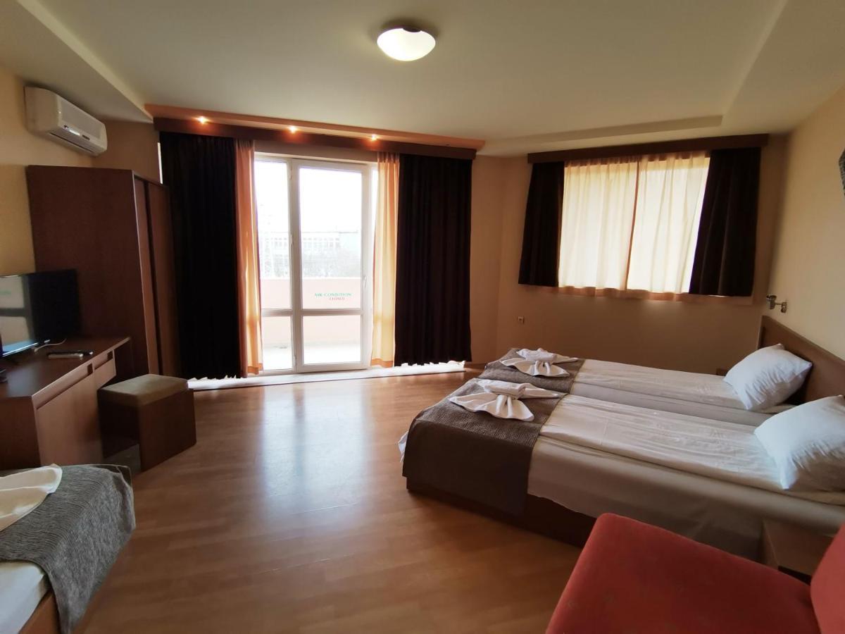 Paris Hotel Balchik Eksteriør billede
