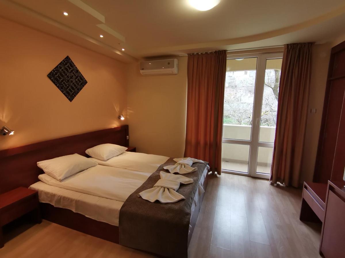 Paris Hotel Balchik Eksteriør billede