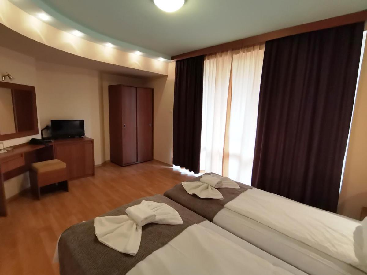Paris Hotel Balchik Eksteriør billede