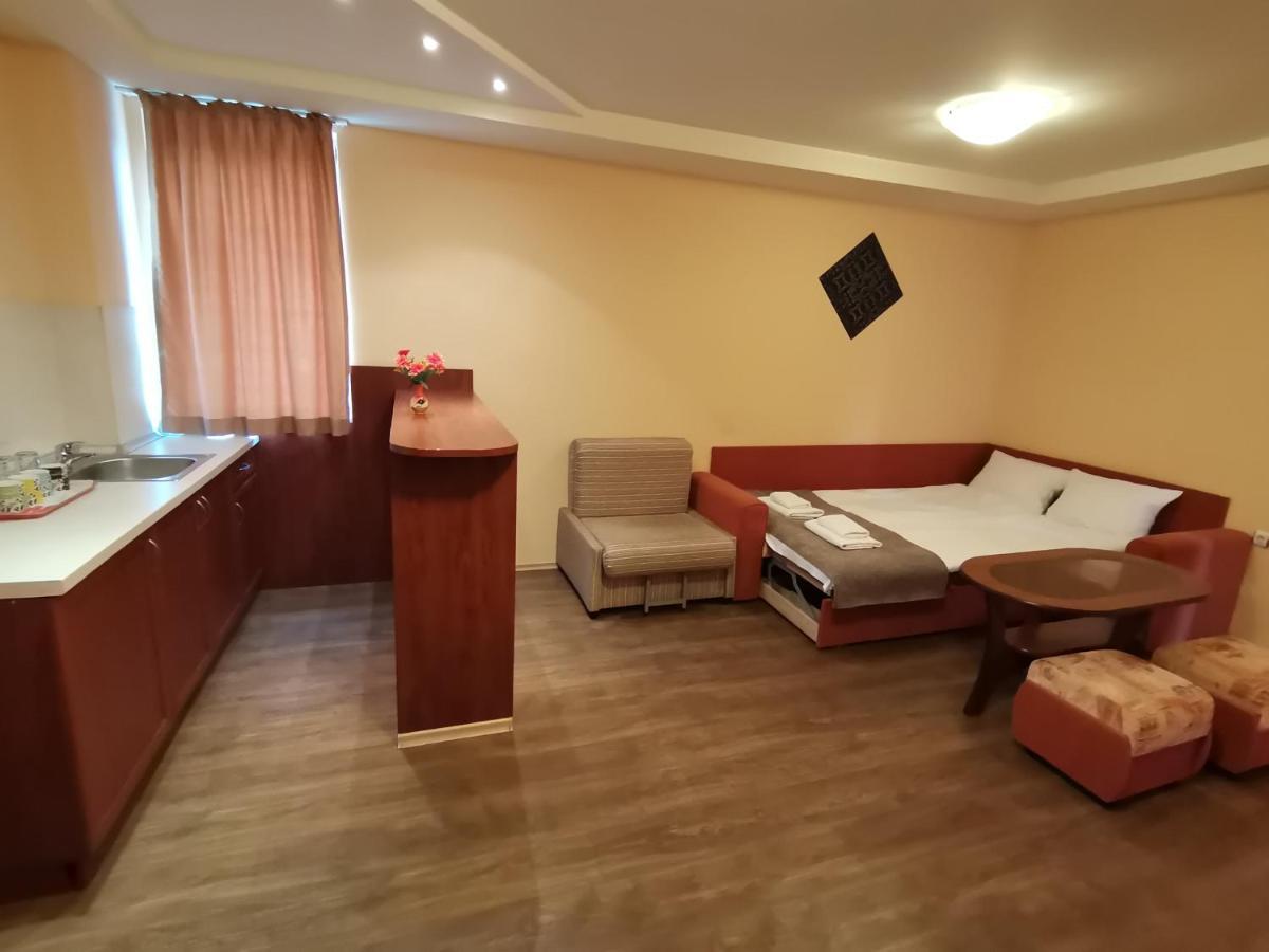 Paris Hotel Balchik Eksteriør billede