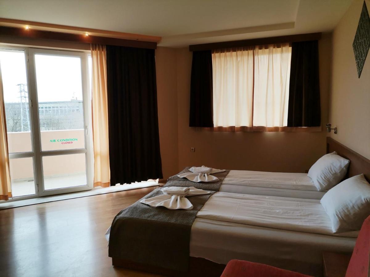 Paris Hotel Balchik Eksteriør billede