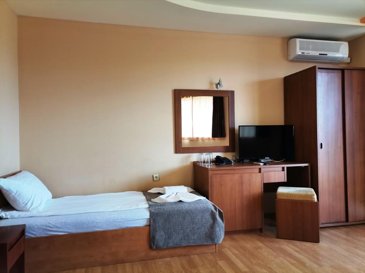 Paris Hotel Balchik Eksteriør billede